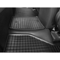 Gumené rohože na mieru pre NISSAN Navara LUX + tunel (5.diel) (od 2016)