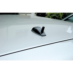 Imitácia antény GPS strieborná